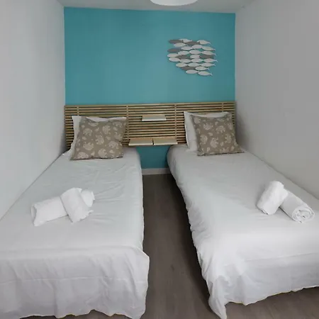 Appt Contemporain & Romantique Fosse Des Orphelins דירה